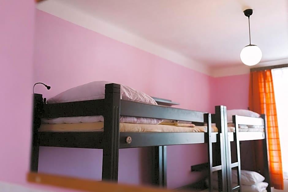 Hostel Dakura 37/40