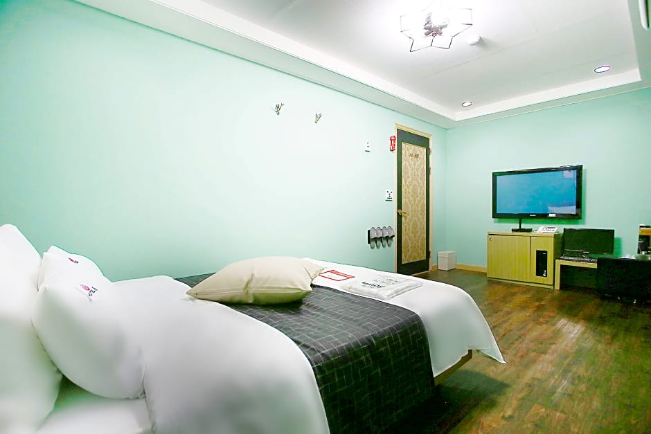 Hotel Mong Chuncheon 18/89