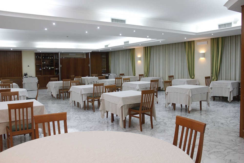 CITTA DEI PAPI HOTEL 22/27