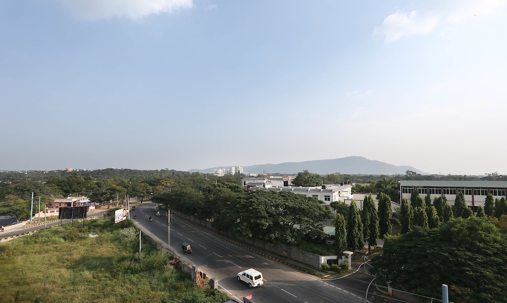 Treebo Akshaya Mahal Inn 39/46