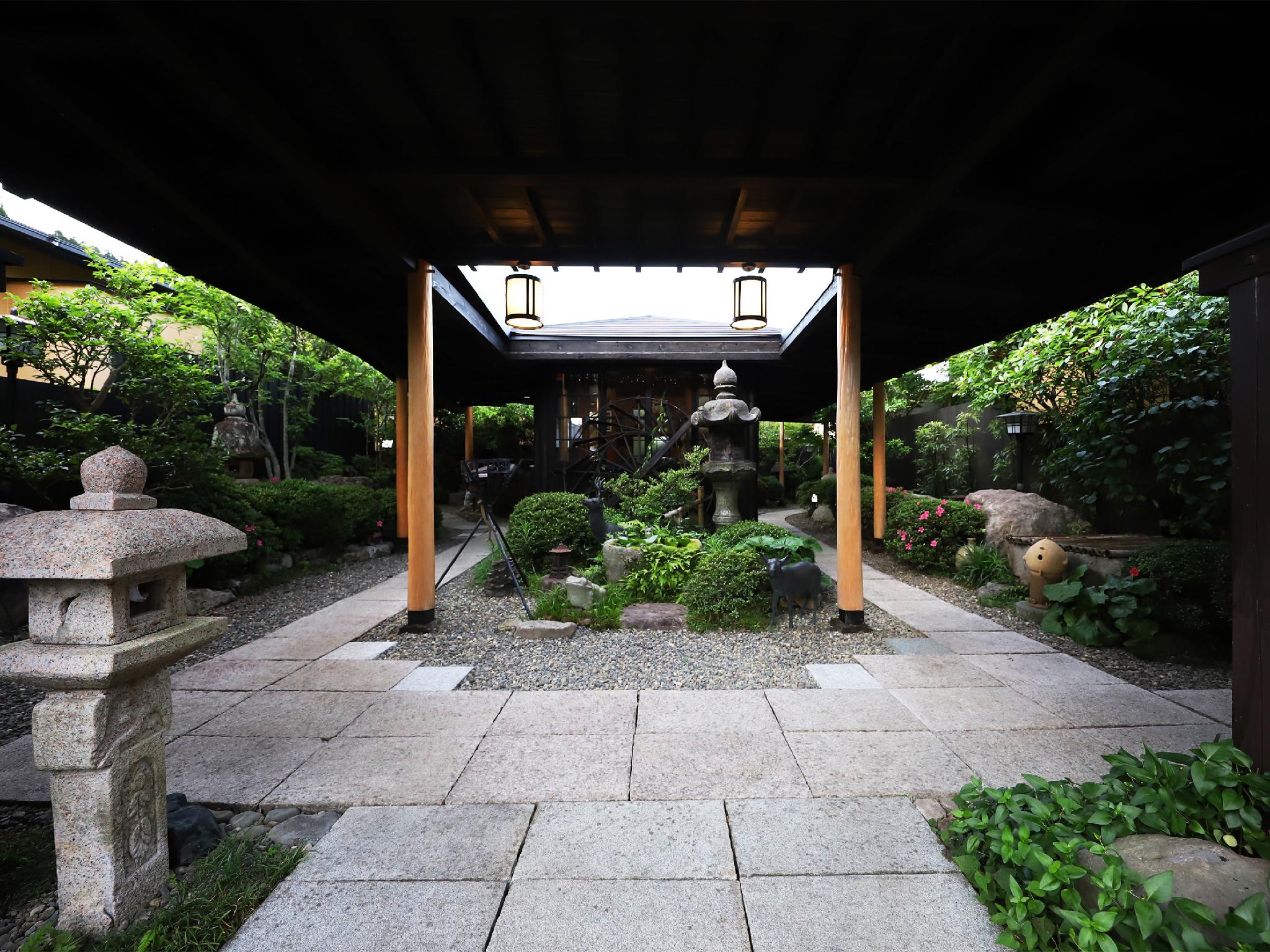 Oita Kenyufuin Onsen Oyado Gorinka 28/28
