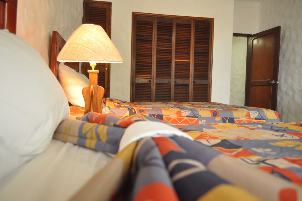 Quijote Inn Hotel 40/67