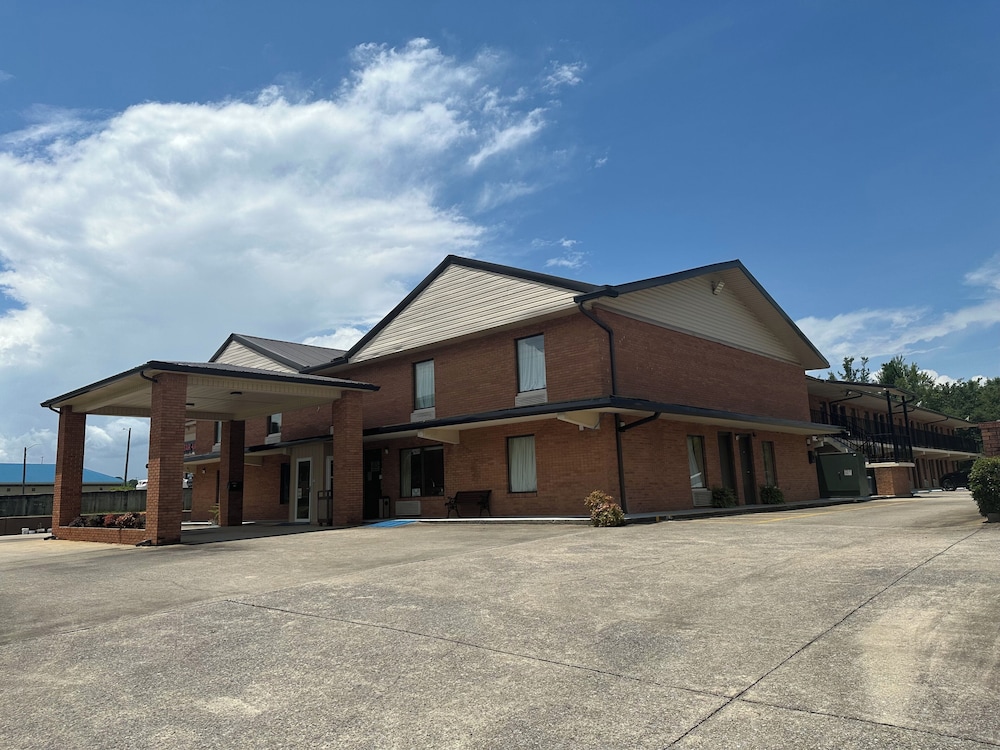 Royal Inn 6/53