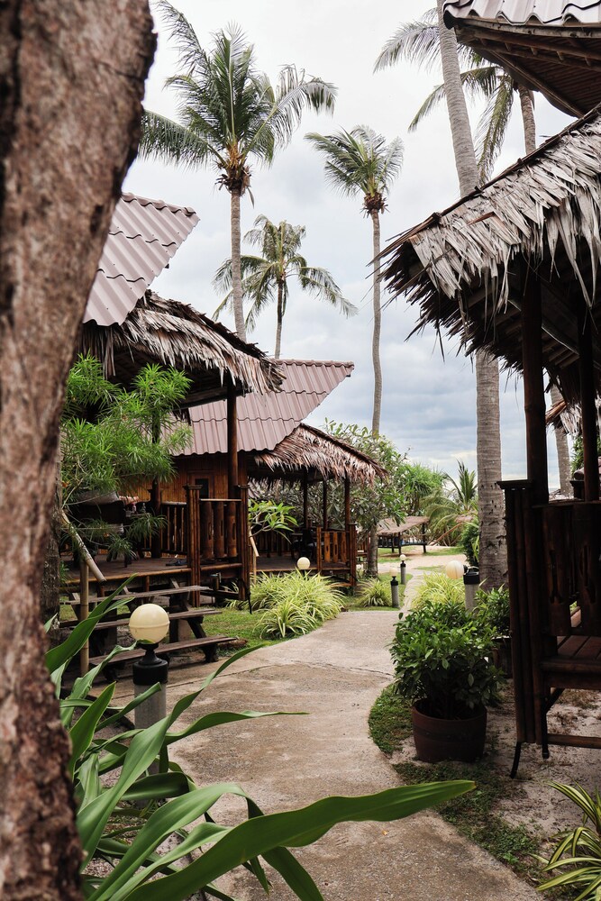 Lazy Days Bungalows 67/71