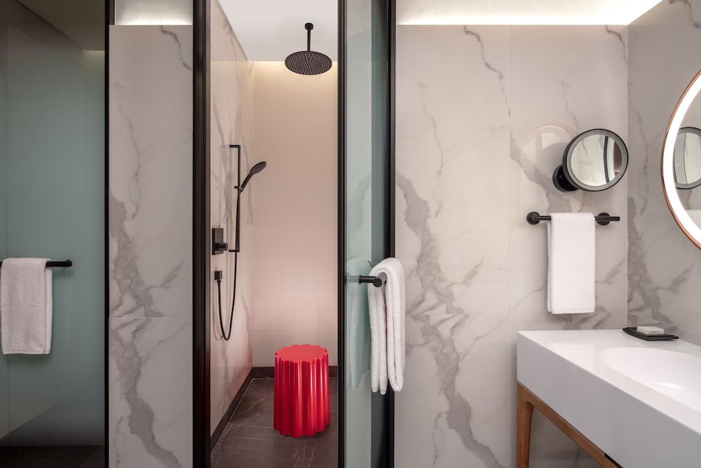 Andaz Doha 49/50