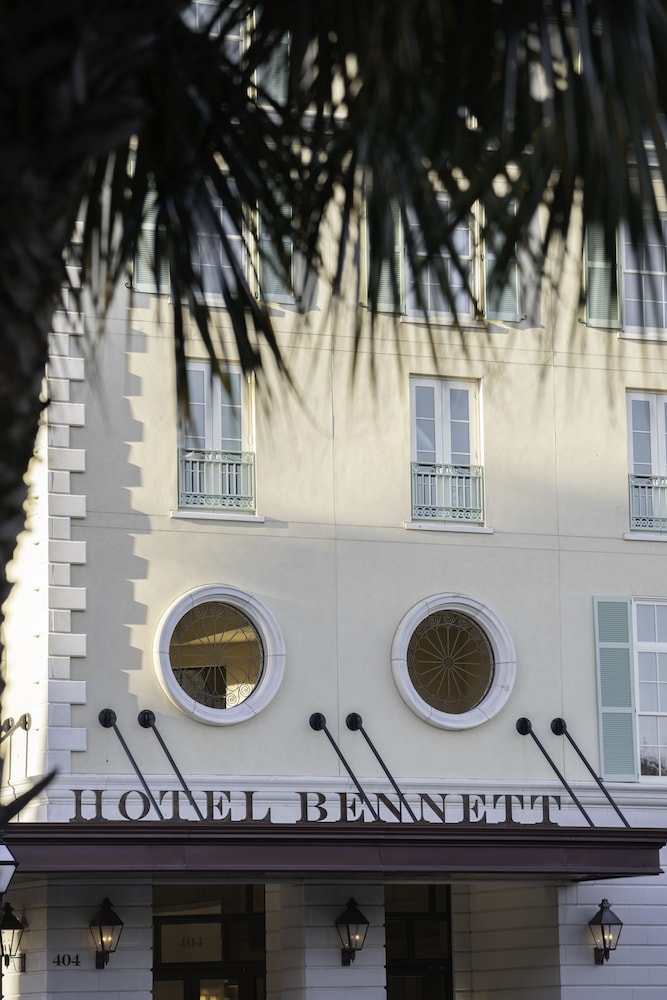 Hotel Bennett 4/66