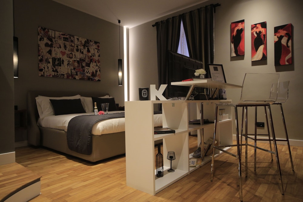 K Rooms 17/49