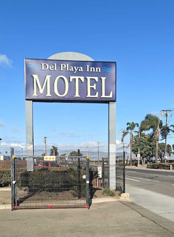 Del Playa Inn Oxnard Near Camarillo 35/45