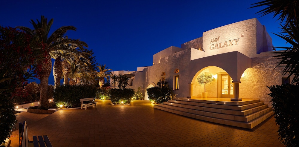 Galaxy Hotel 61/68