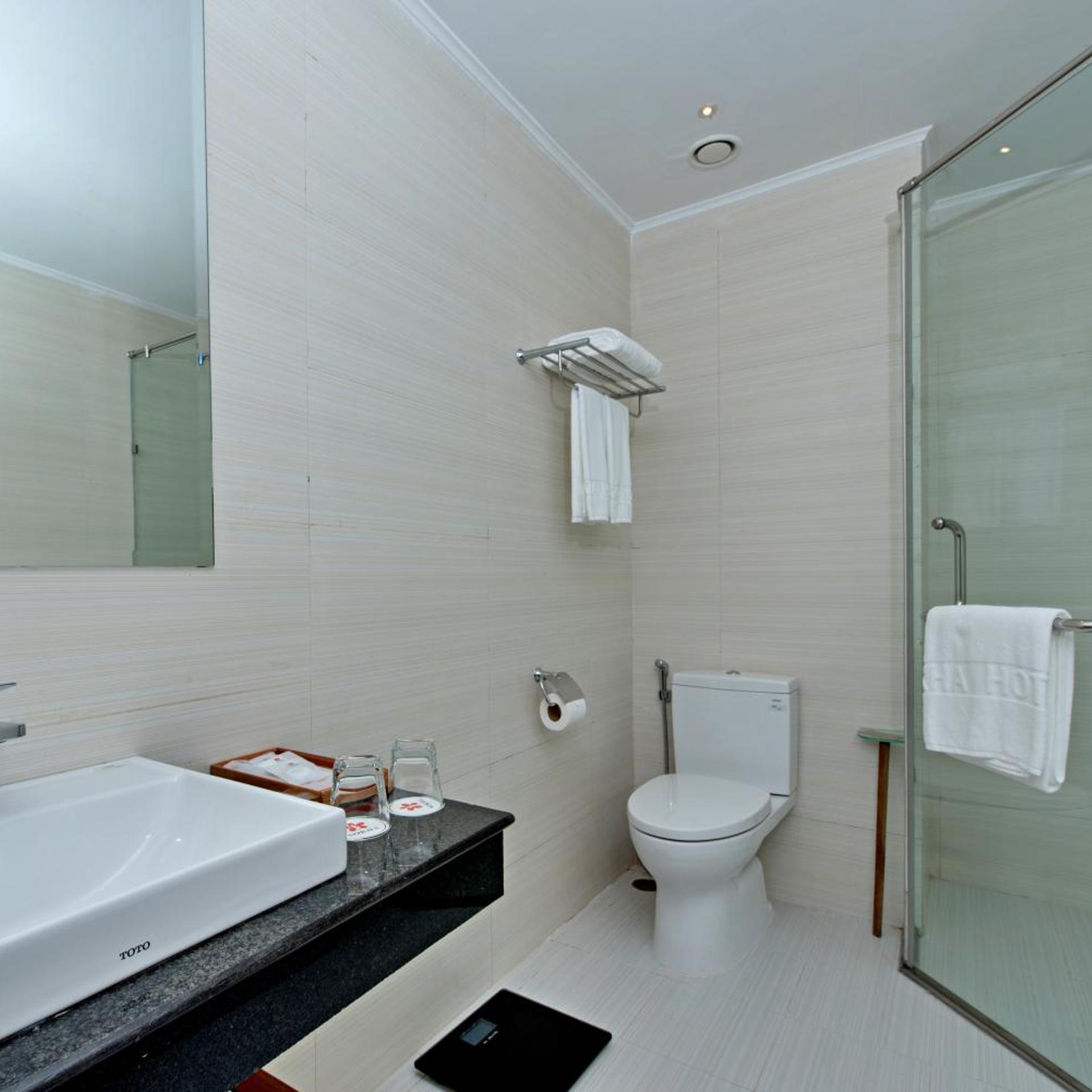 غرفة بسرير كينج بإطلالة على الحديقة، Sokha Palace Siem Reap Hotel 7/10