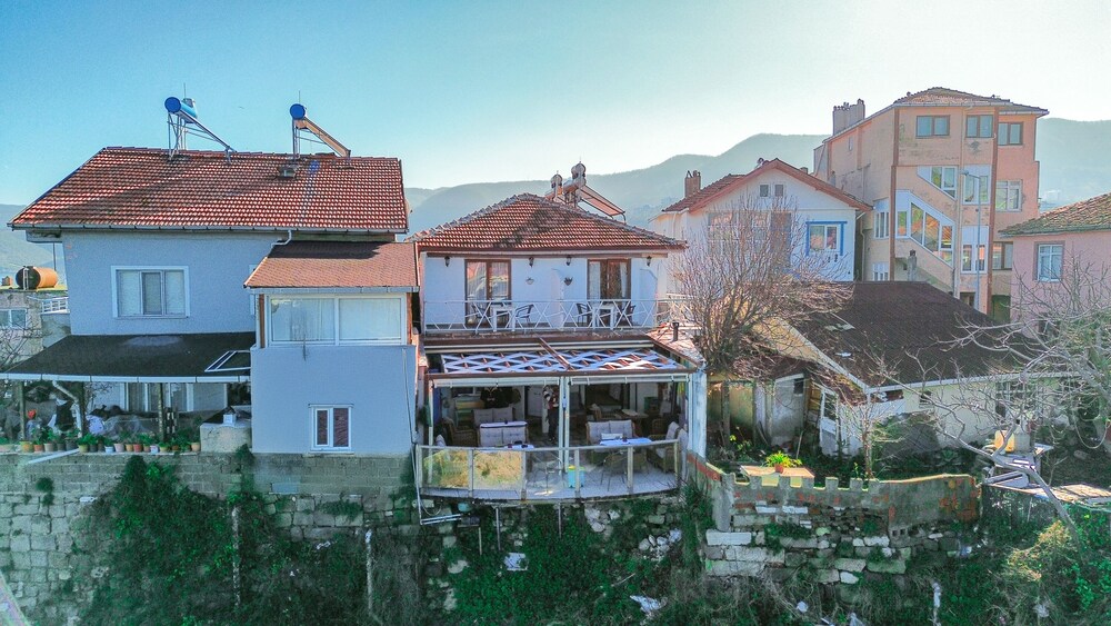 Frau Guler Boutique Hotel 4/50
