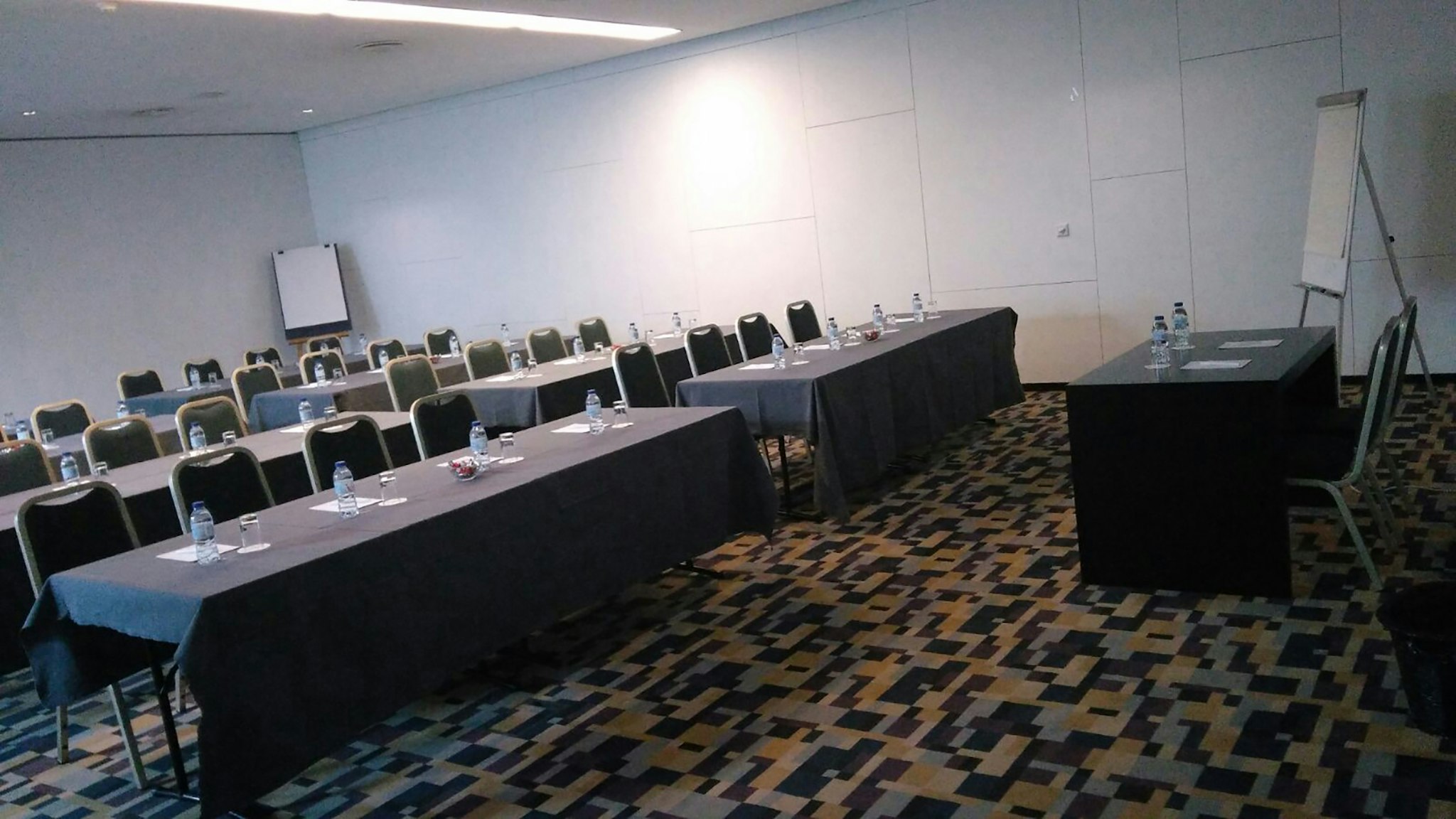 Axis Viana Business And Spa 27/36