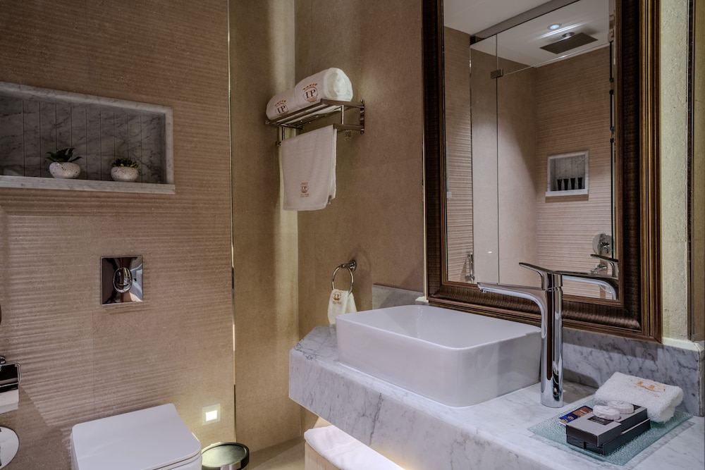 فندق ليلك بارك(Lilac Park Neom Highway Hotel Ex Lilac Park Hotel) 142/149