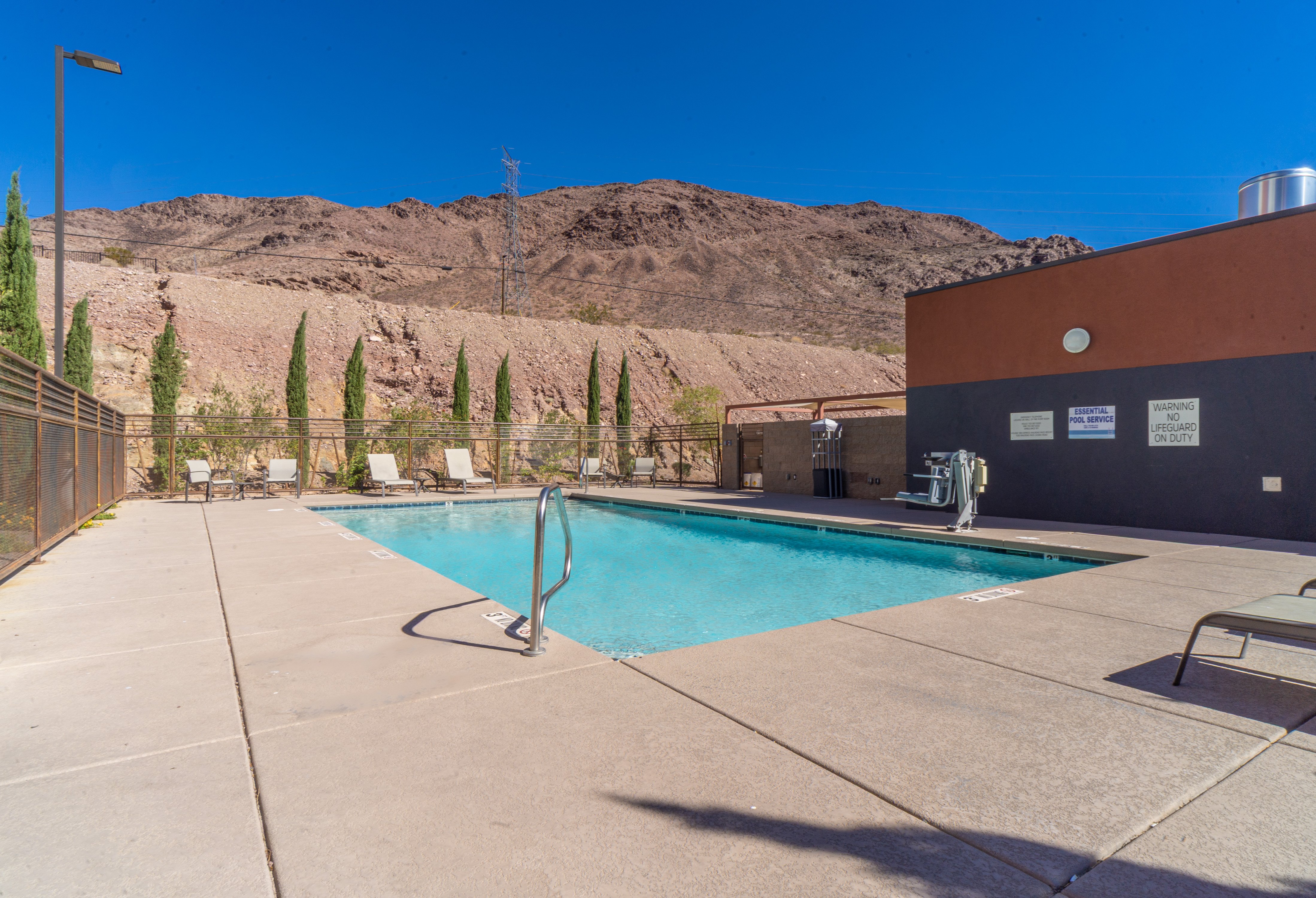 Holiday Inn Express & Suites - Henderson South - Boulder City, an IHG Hotel 24/26