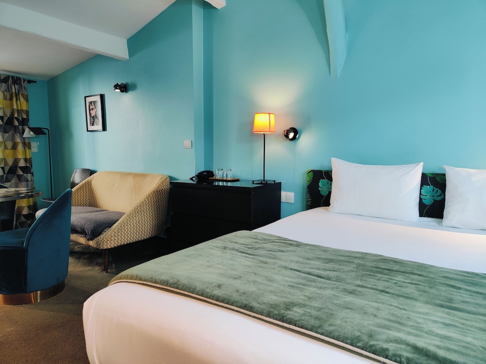 Hotel Noir 14/59