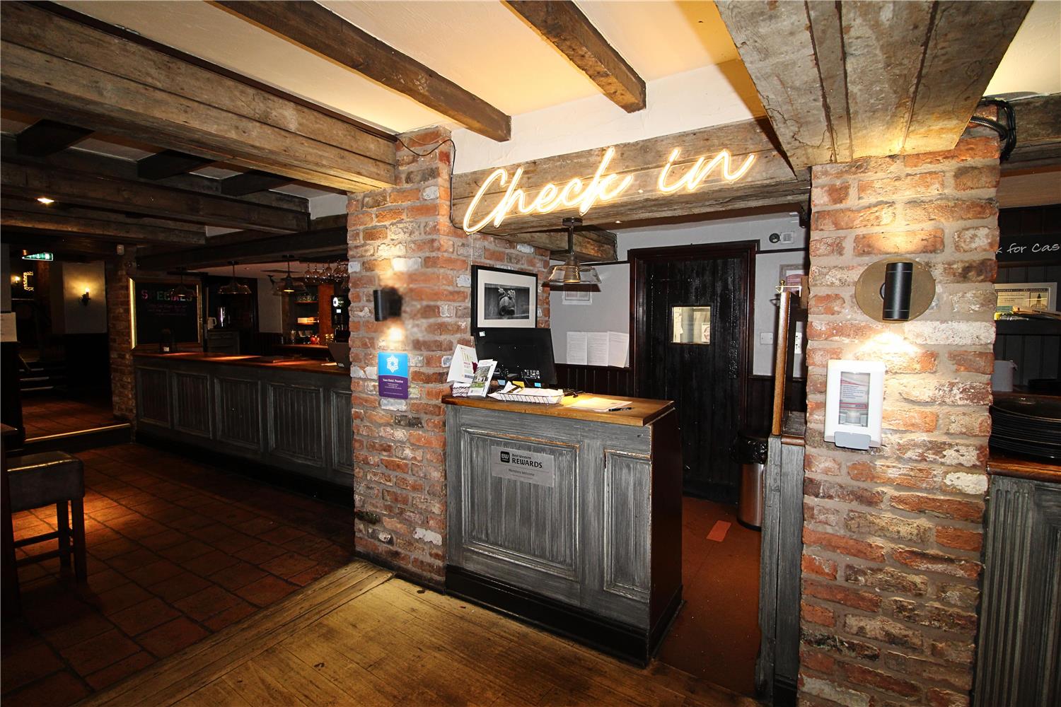 Casa Mere Manchester Airport Knutsford Sure Collection by BW 3/16