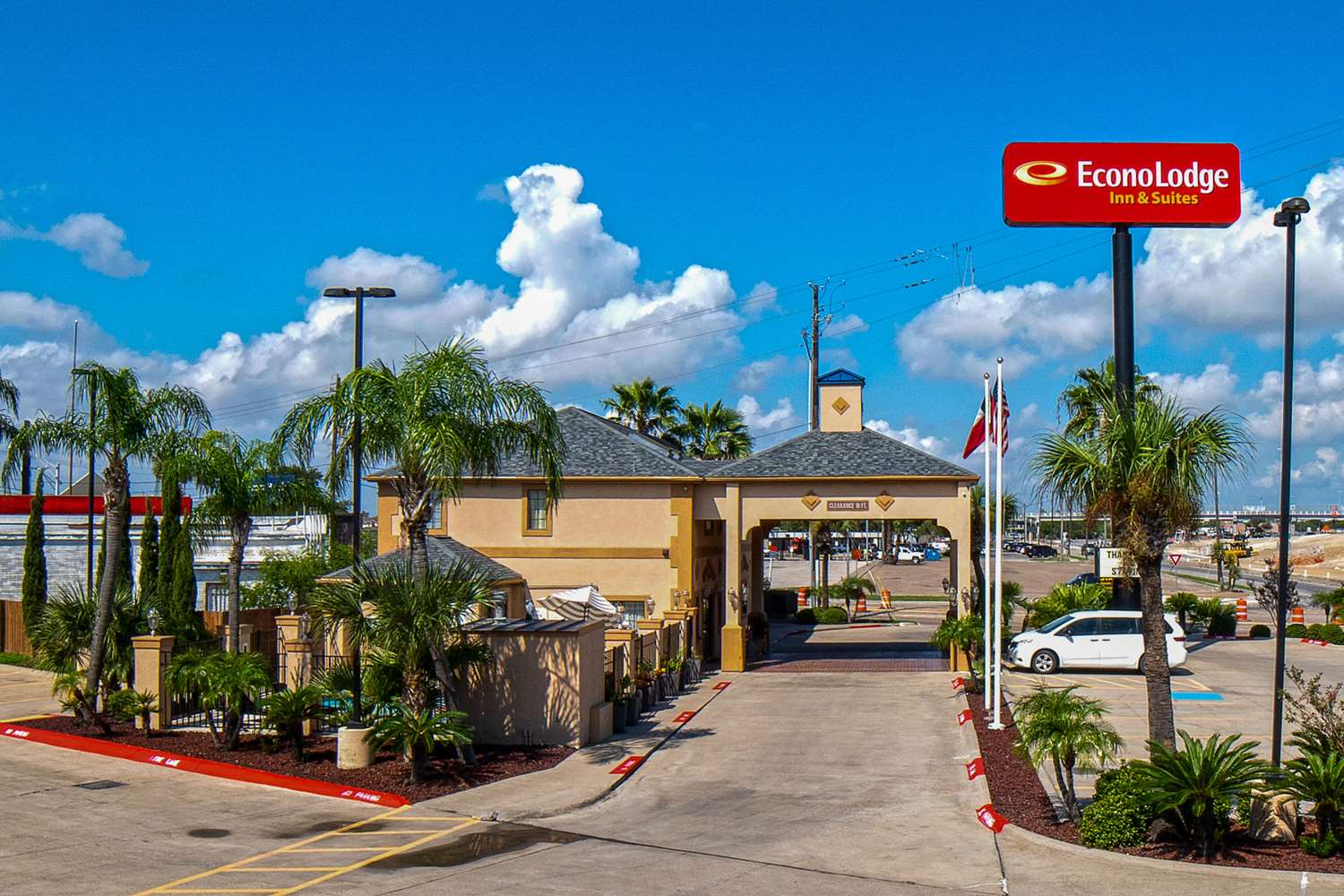 Econo Lodge Inn & Suites Corpus Christi 12/15