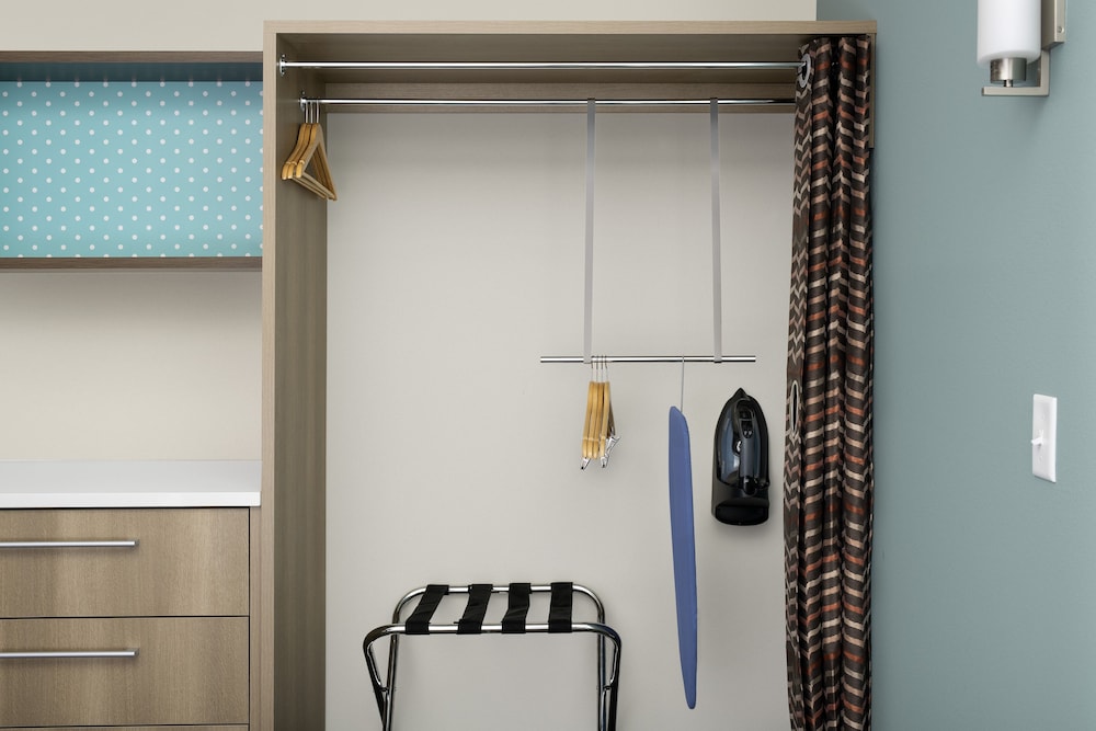 Home2 Suites by Hilton Miami Doral/West Airport, FL 21/43