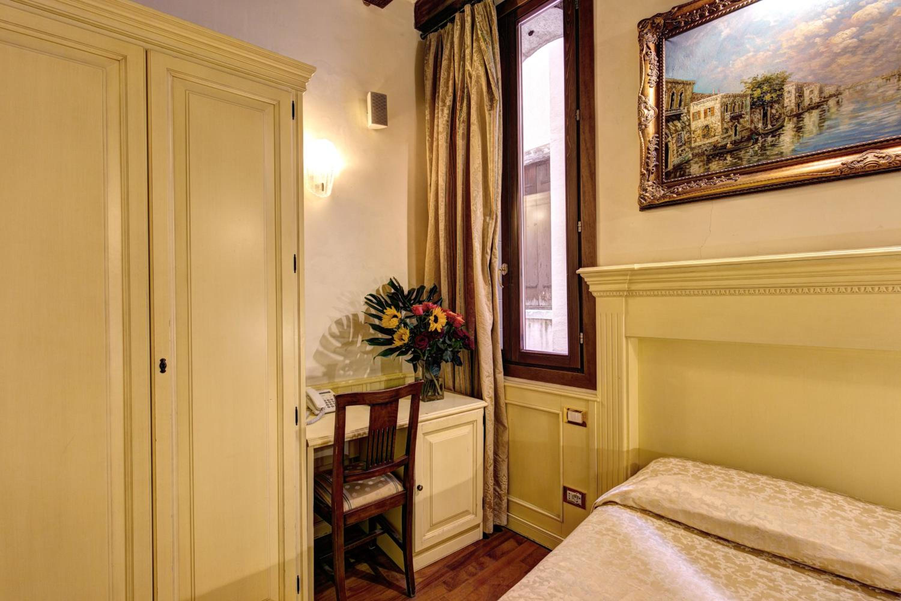 Palazzo La Scala 15/30