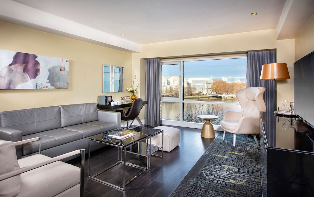 Park Plaza London Riverbank 53/75
