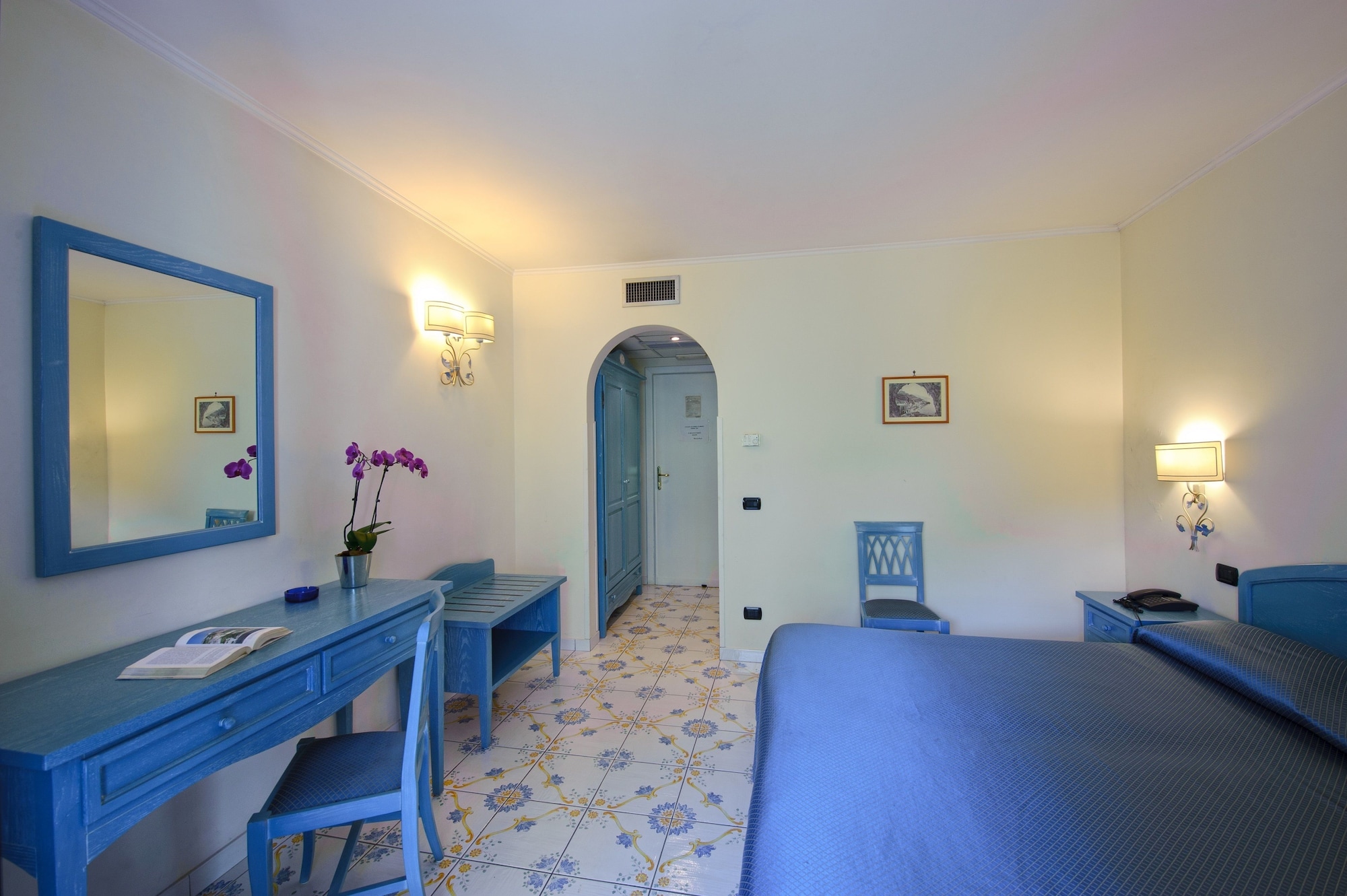 غرفة ثلاثية، La Pergola Hotel 4/8