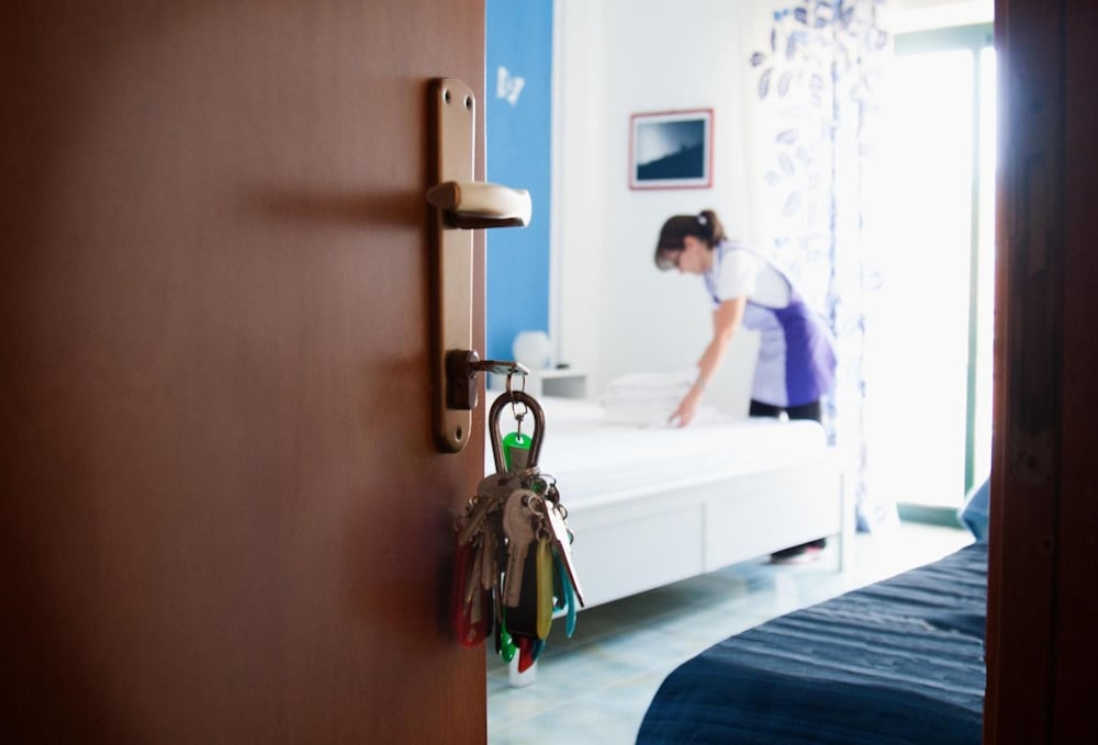 Donna Rosa Hotel 7/50