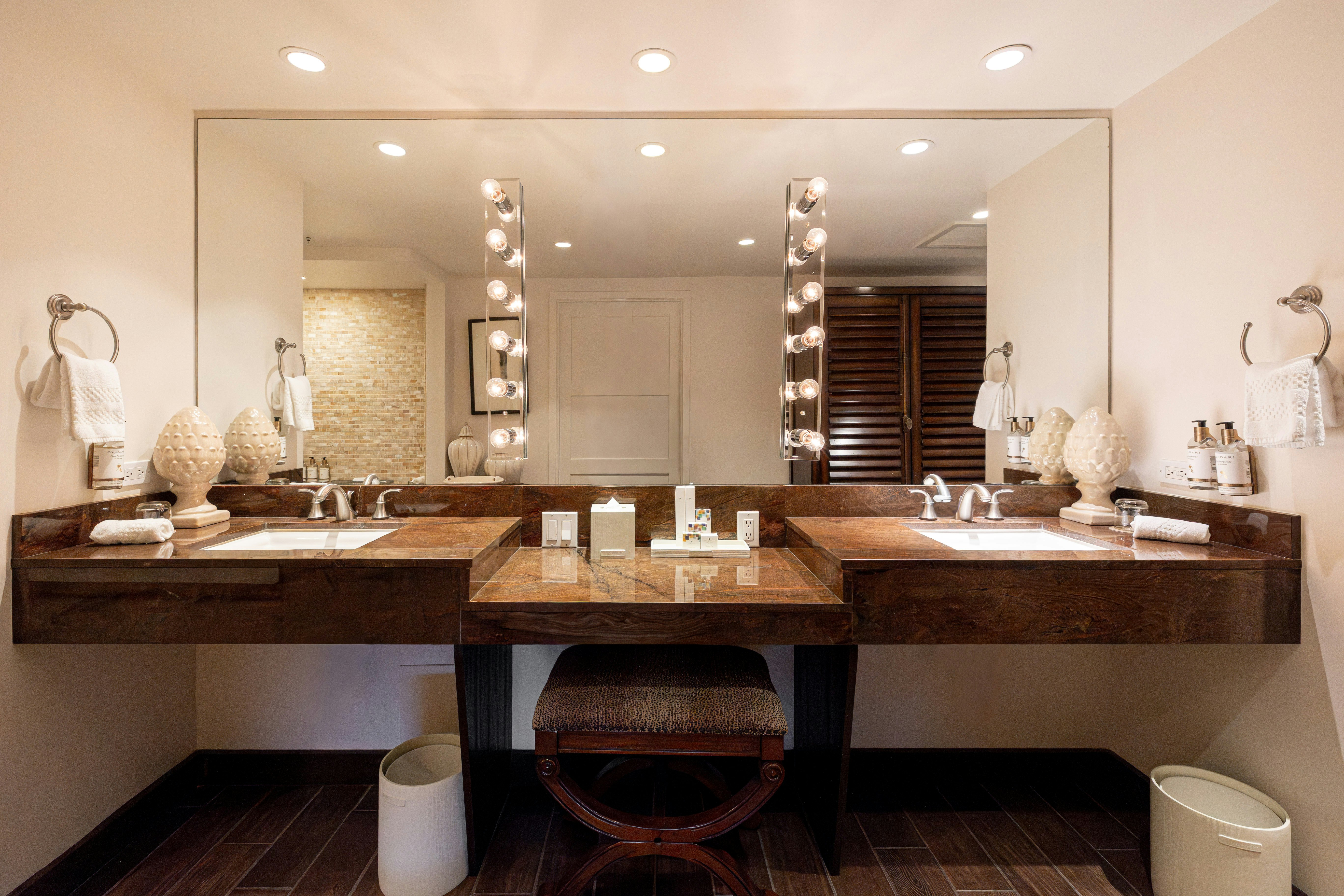 The Kahala Hotel and Resort 80/80