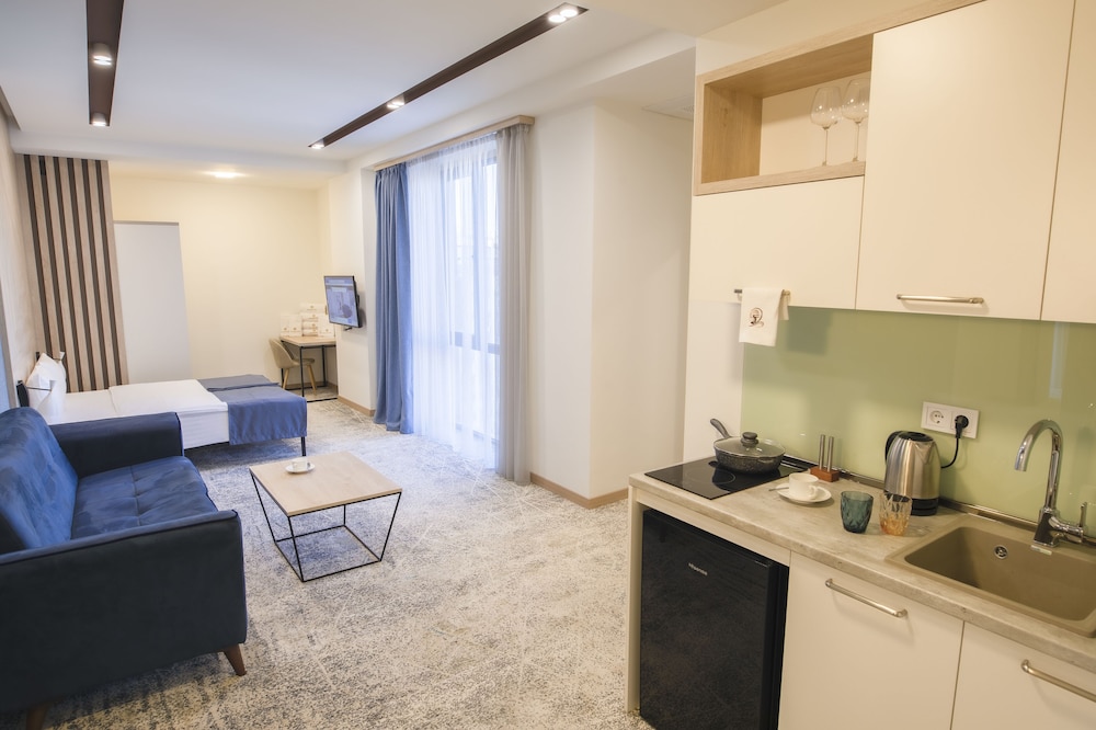 Rooftop Apart Hotel 61/61