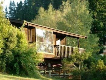 Greenacres Chalets 5/50