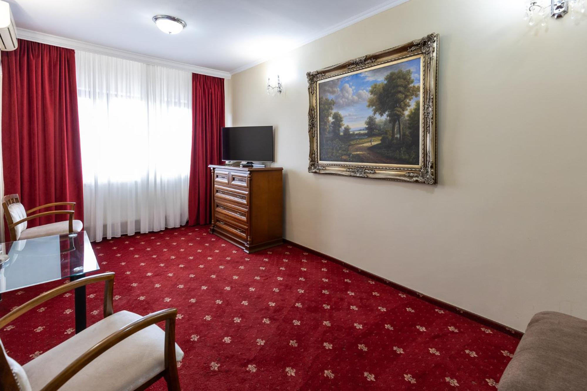 CAPITOL IASI 41/50