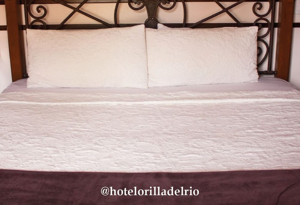 Orilla del Rio 21/50