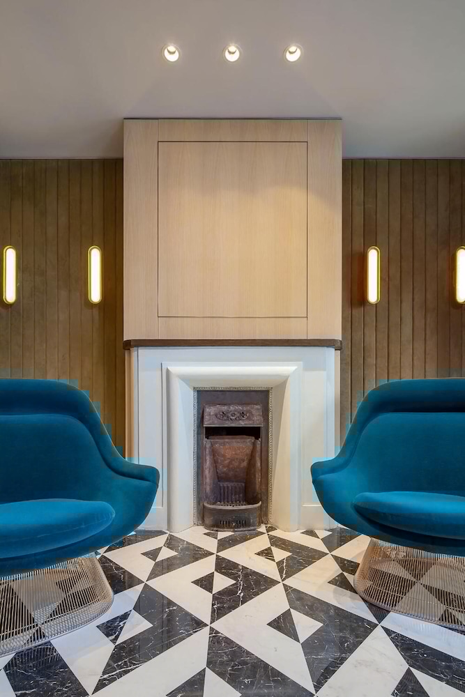 Hotel 1936 10/41