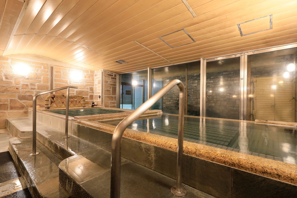 Atsugi Urban Hotel 42/71