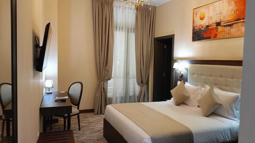 Grand Hotel Oran 13/26