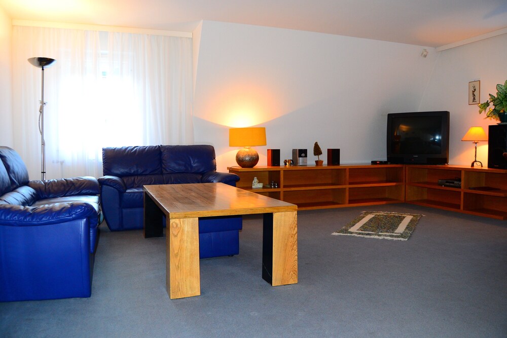 Apartments Holiday Pec 12/28