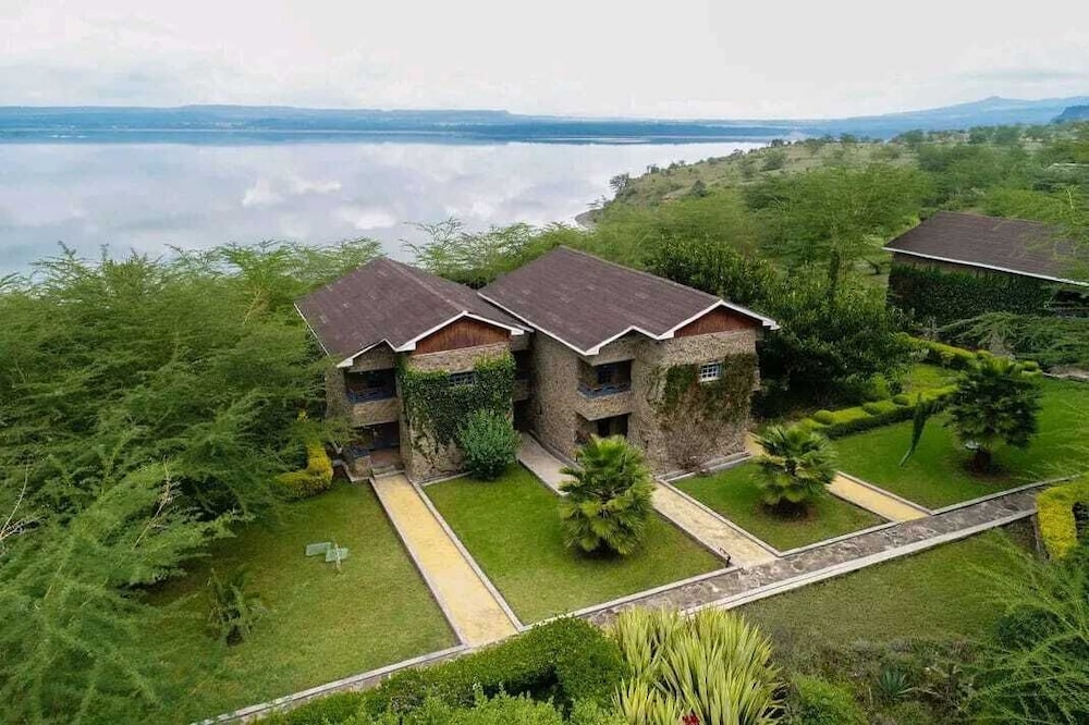 Elementaita Country Lodge 62/67