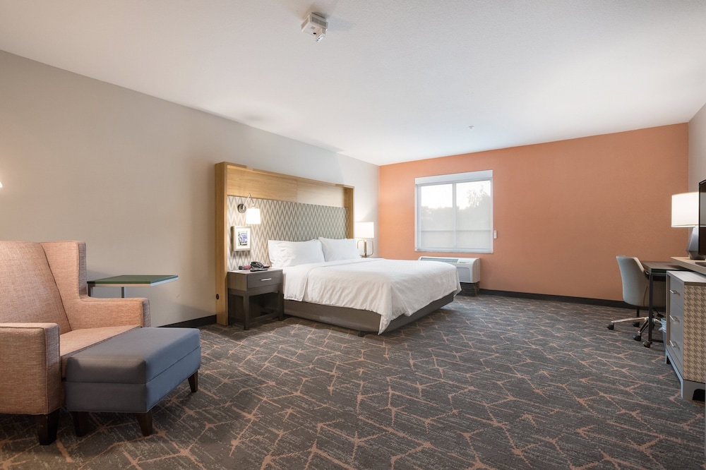 Holiday Inn Jackson Nw Airport Road 24/79