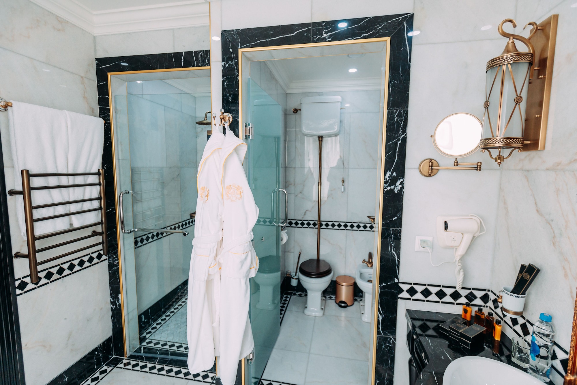 غرفة ديلوكس بسرير كينج، Golden Palace Hotel Yerevan 6/7