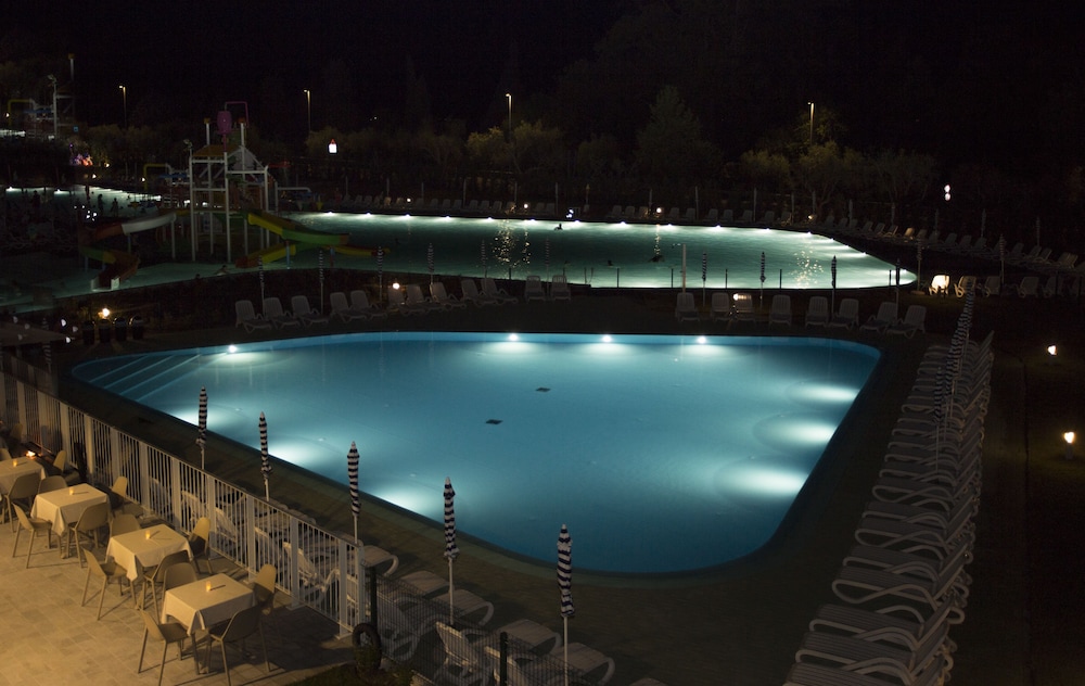 Sisan Family Resort 14/37