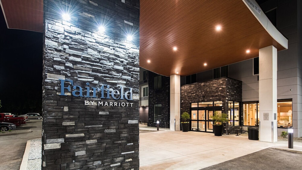Fairfield Inn & Suites by Marriott Penticton 5/50