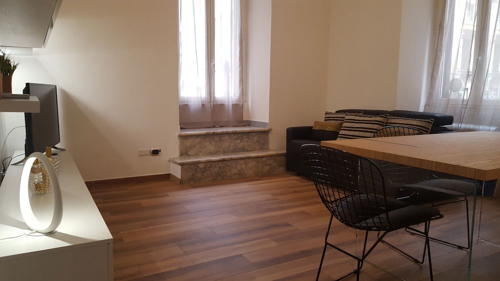 Una Finestra Su Monti 15/26