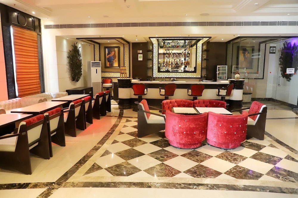 Vijay Intercontinental 14/22