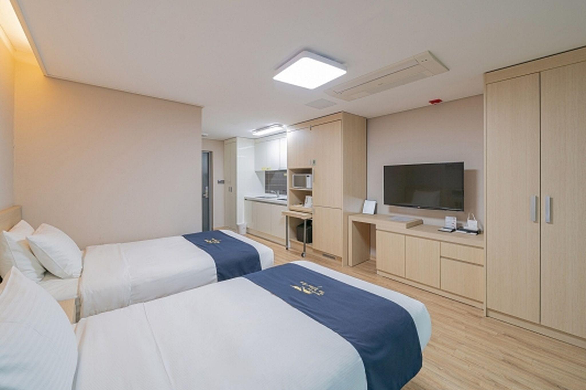 Exclusive, Romantic, Standard, Single, Twin Beds, Bridge View
