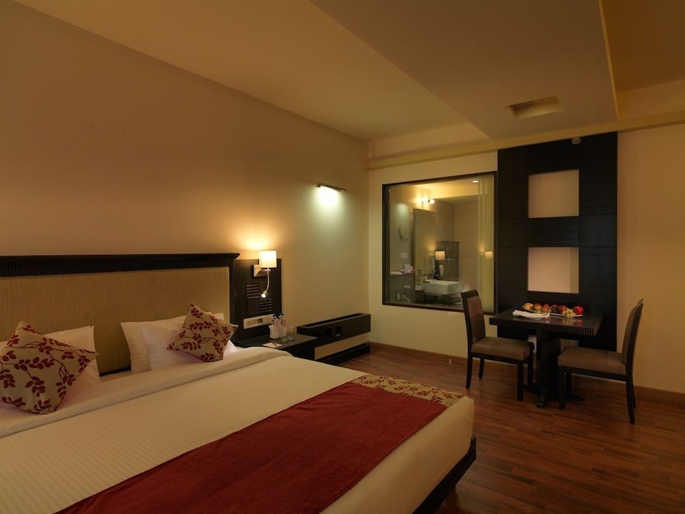 Royal Orchid Central Shimoga 24/52