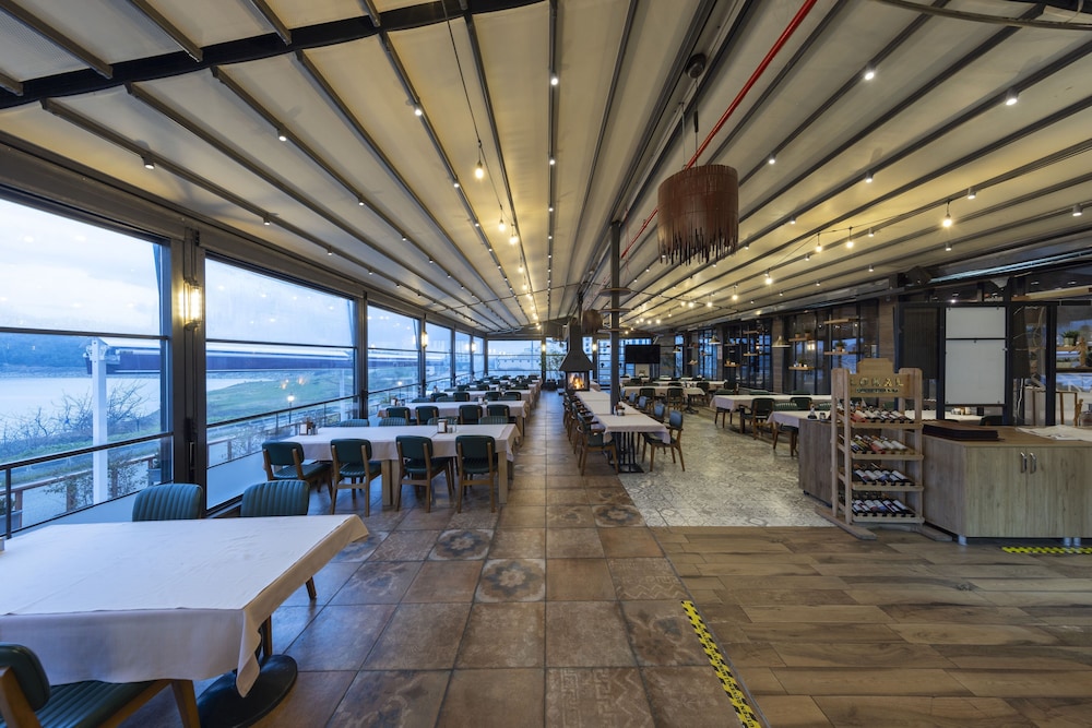 Nehir Hotel Kesan 31/46