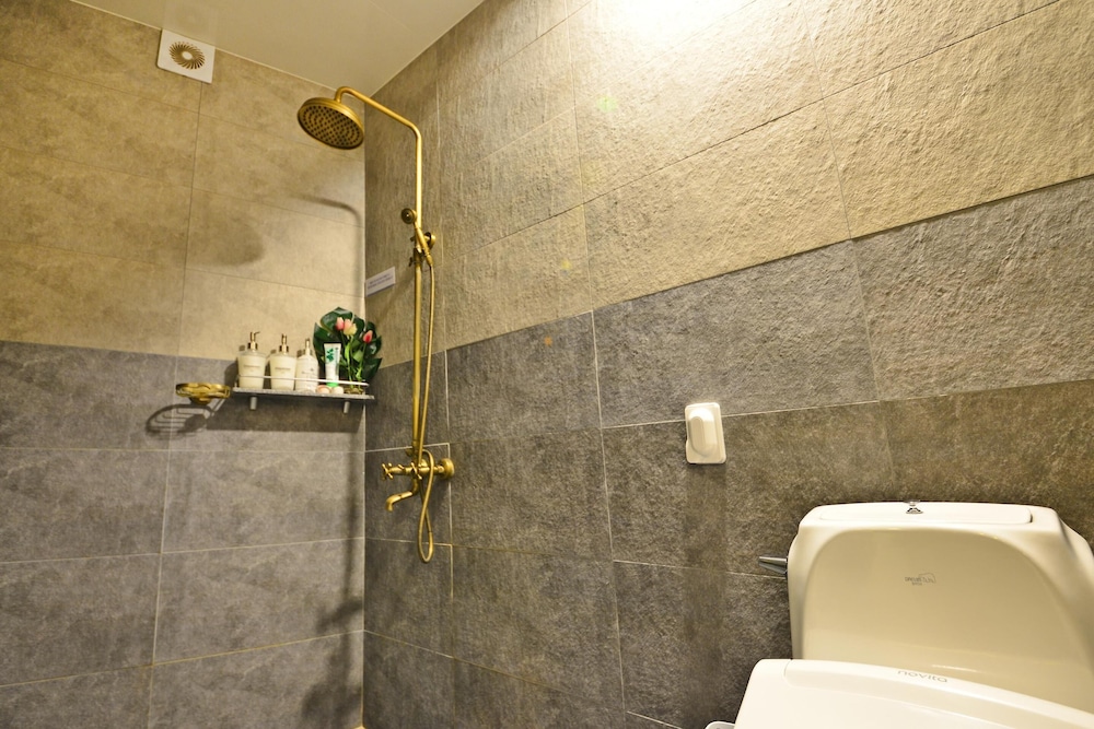 Seogwipo Dawa Pool Villa Pension 48/50