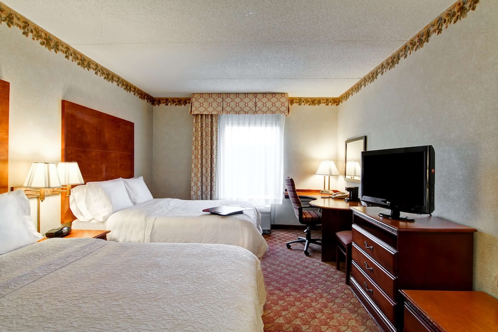 Hampton Inn Suites Leesburg 25/60