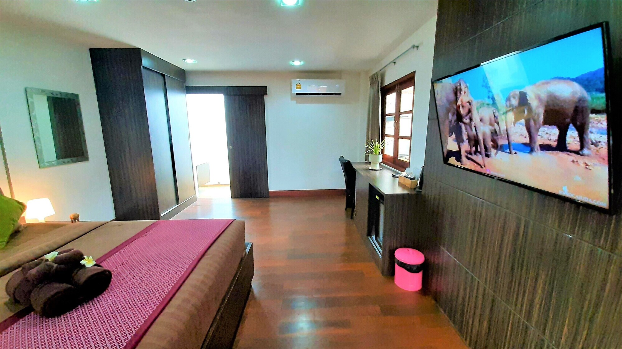 غرفة سوبيريور بسرير كينج، Alpha Gay Resort - Adults Only 3/7