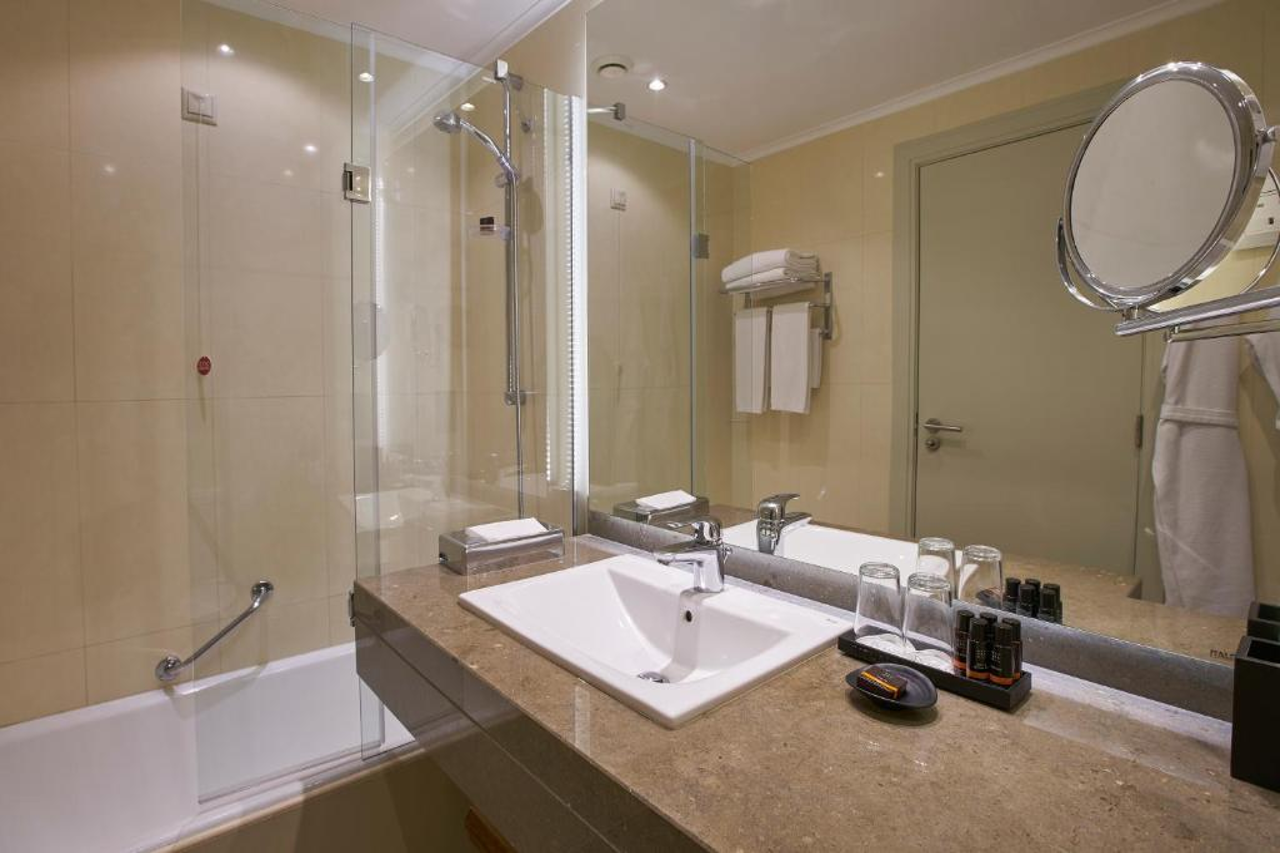Suite Hotel Eden Mar 22/22