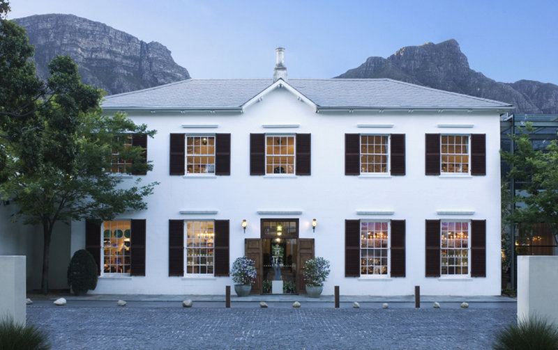 Vineyard Hotel 2/59